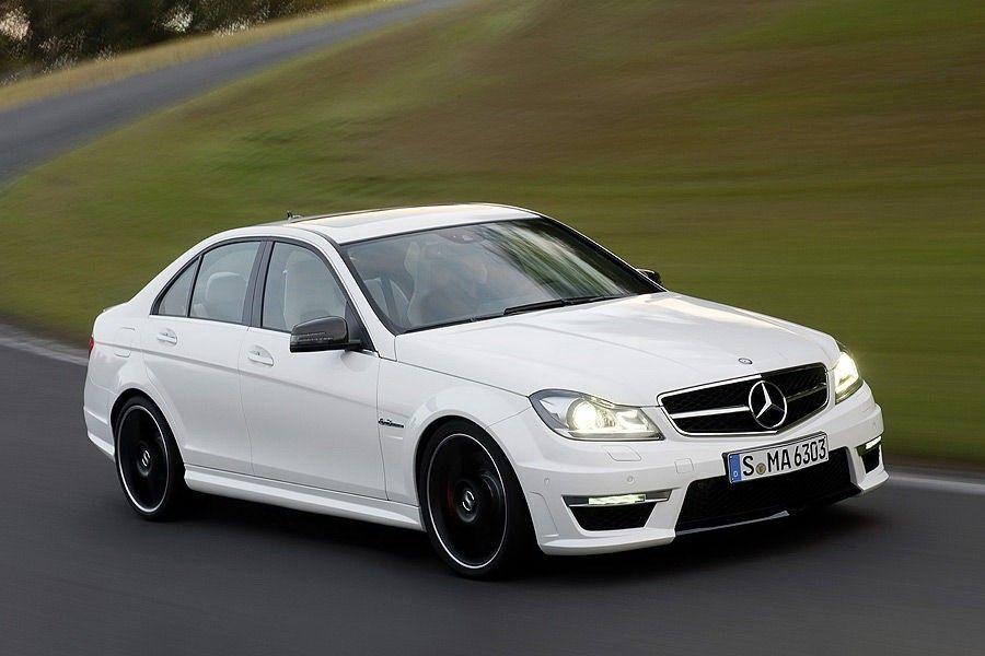 Mercedes-Benz C63 AMG 2012 года  (фото 25 из 40)